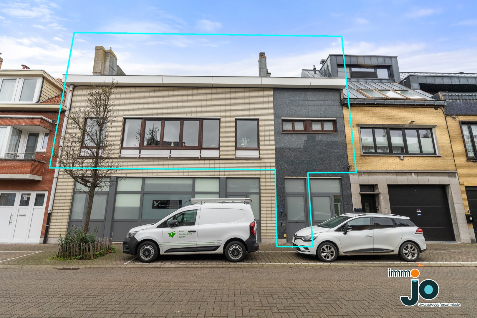 Ruim en lichtrijk appartement 250 m2 , 3 slaapkamers, gunstig EPC, met atelier en zonneterras te koop in Oostende - foto 1