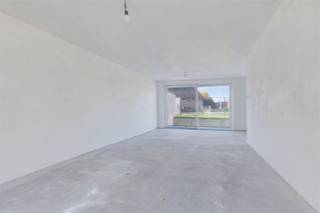 TE KOOP: Moderne nieuwbouwwoning met 3 slaapkamers in Geetbets!Ontdek deze ruime en hedendaagse nieuwbouwwoning, gelegen op de hoek van de Kolkstraat...