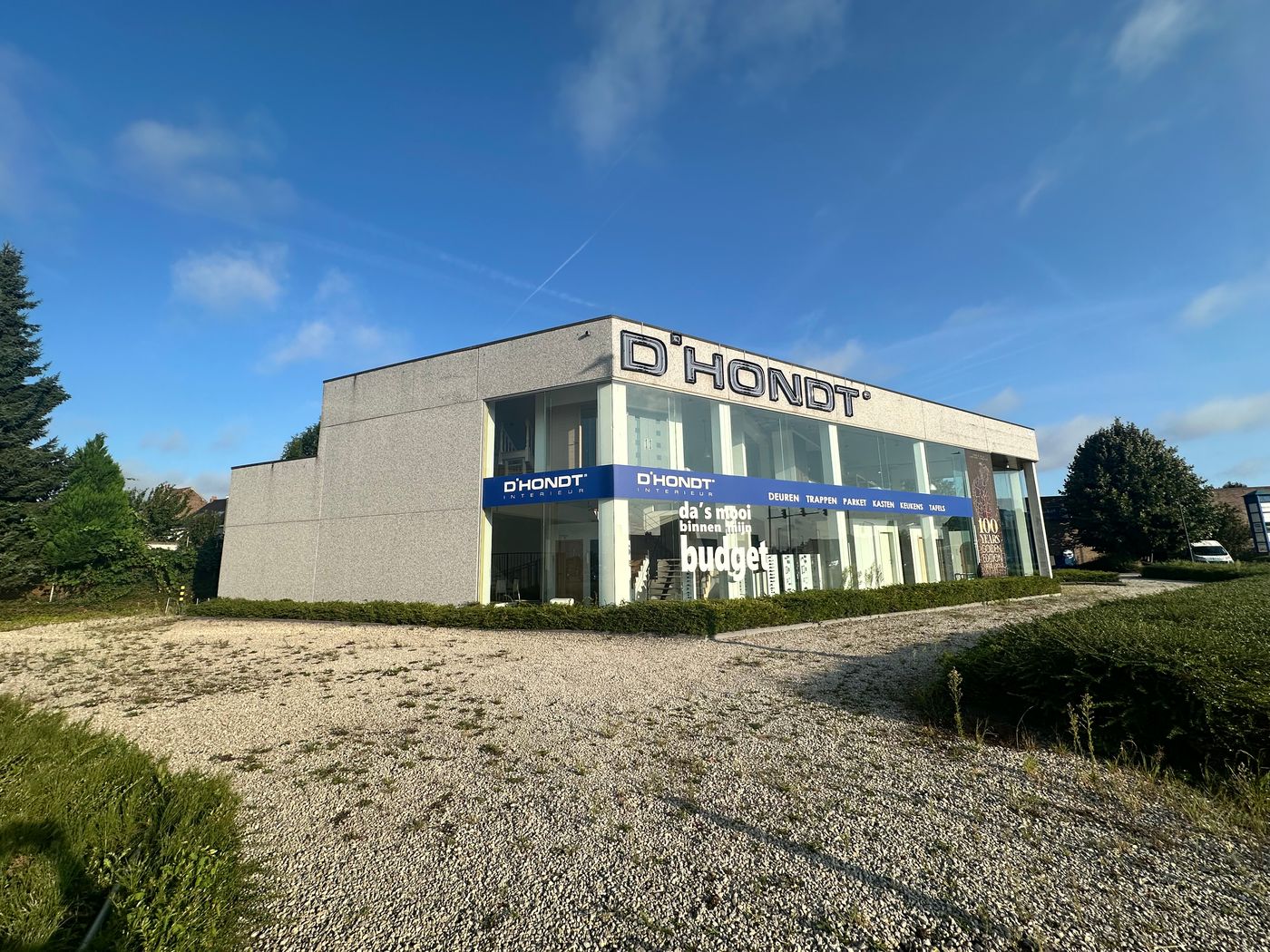 Bâtiment commercial polyvalent avec salle d'exposition, entrepôt et espace casco – À vendre à Sint-Pieters-Leeuw - photo 3