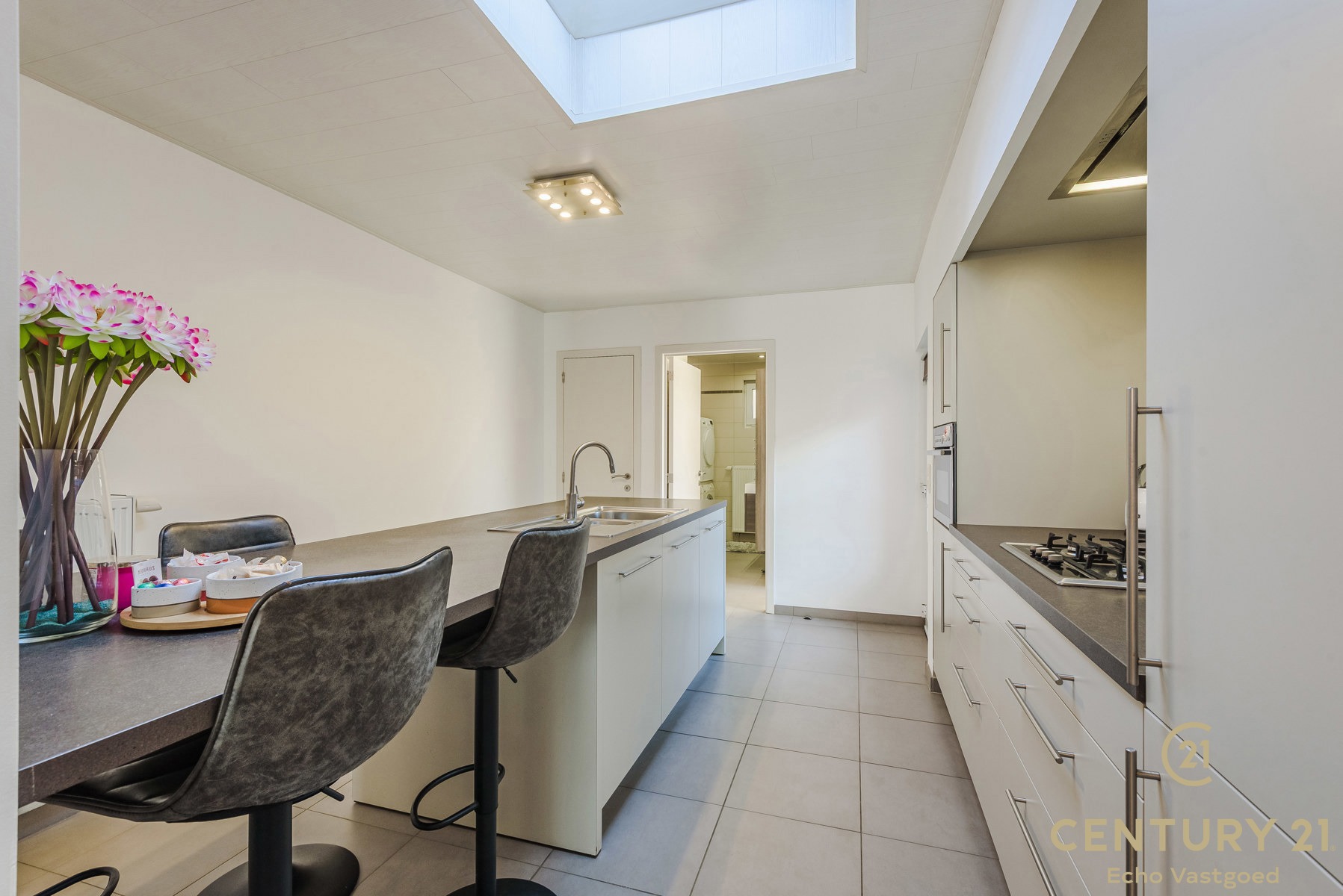 Mooie karakterwoning met tuin, parking en 3 slaapkamers - foto 5