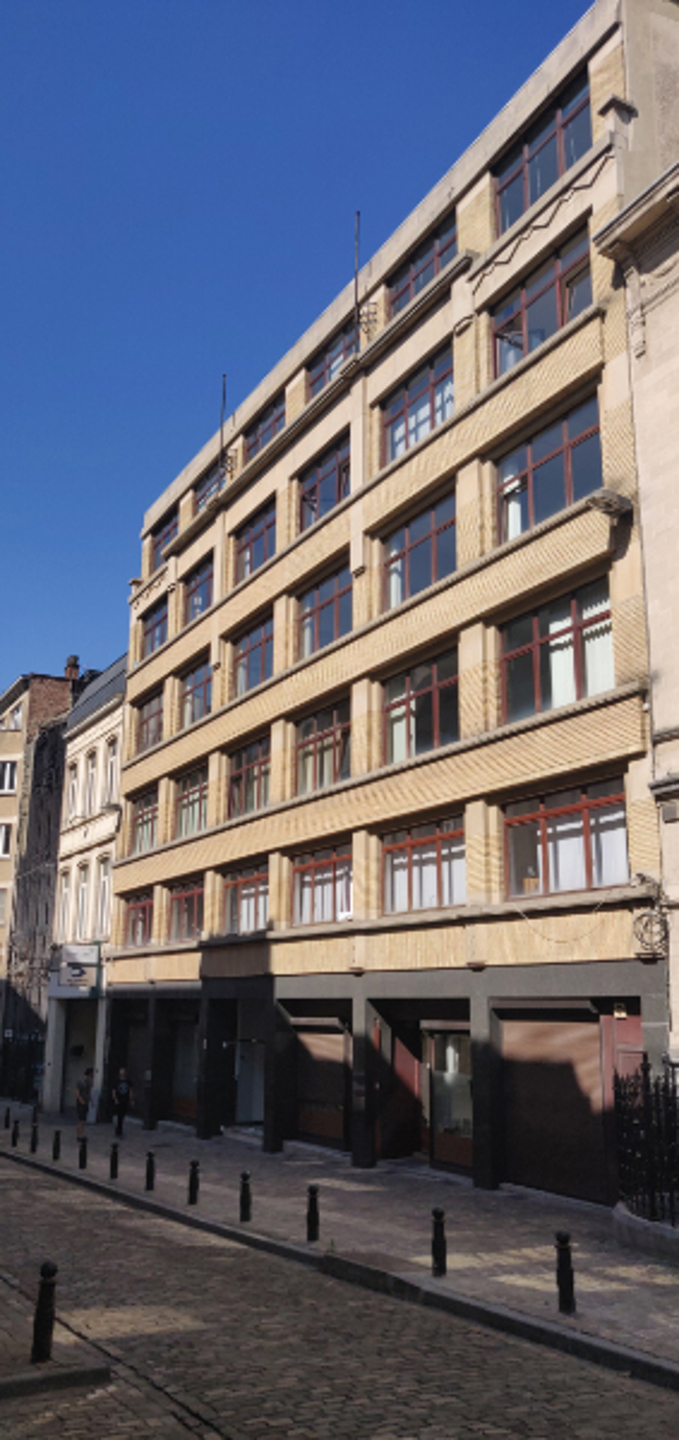 Commercial à louer à Bruxelles - photo 1