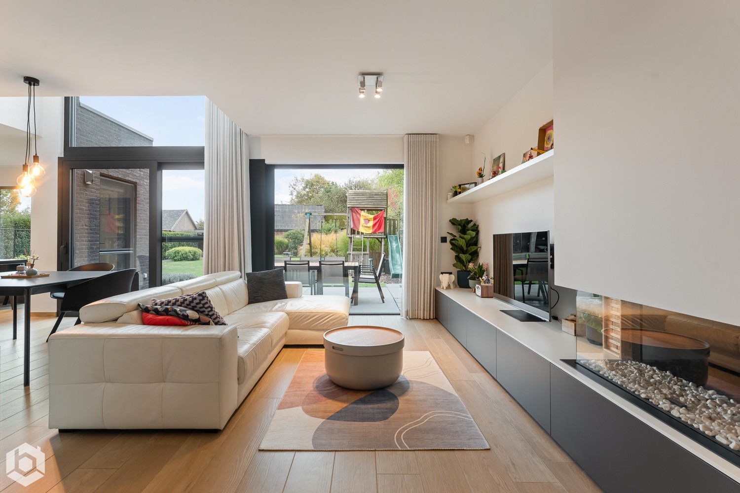 Tijdloze, instapklare woning met 3 slpkrs op perceel van 824 m² te Keerbergen - foto 4