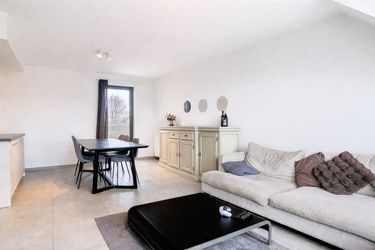 Appartement en duplex dans le centre de Beveren - photo 3