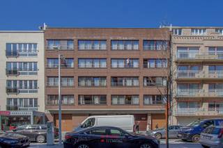 Op zoek naar een sfeervol appartement aan de Belgische kust? Dit ruime appartement in Nieuwpoort Bad biedt alles wat u nodig heeft voor...