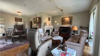 Ruime en lichtrijke laagbouwvilla met 3 slaapkamers, TERRAS, TUIN en GARAGE, op een uitstekende ligging in een een rustige en residentiele woonwijk...