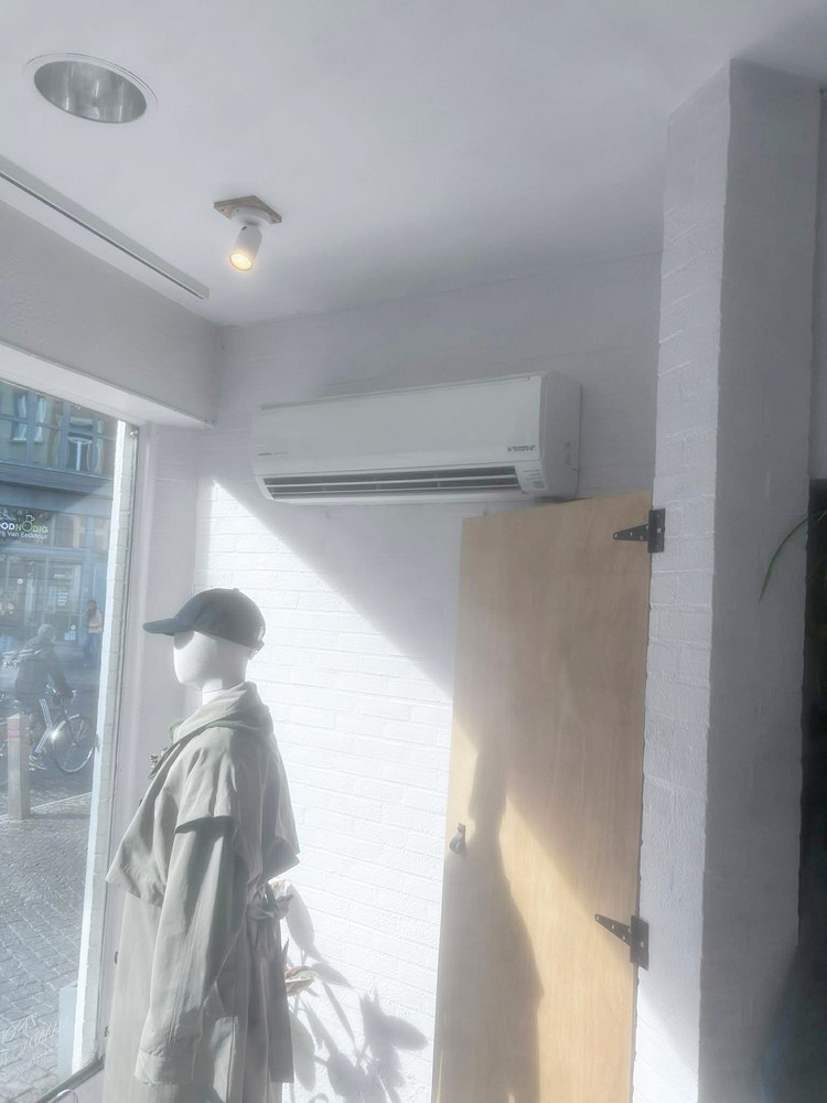 Commercial à louer à Malines - photo 5