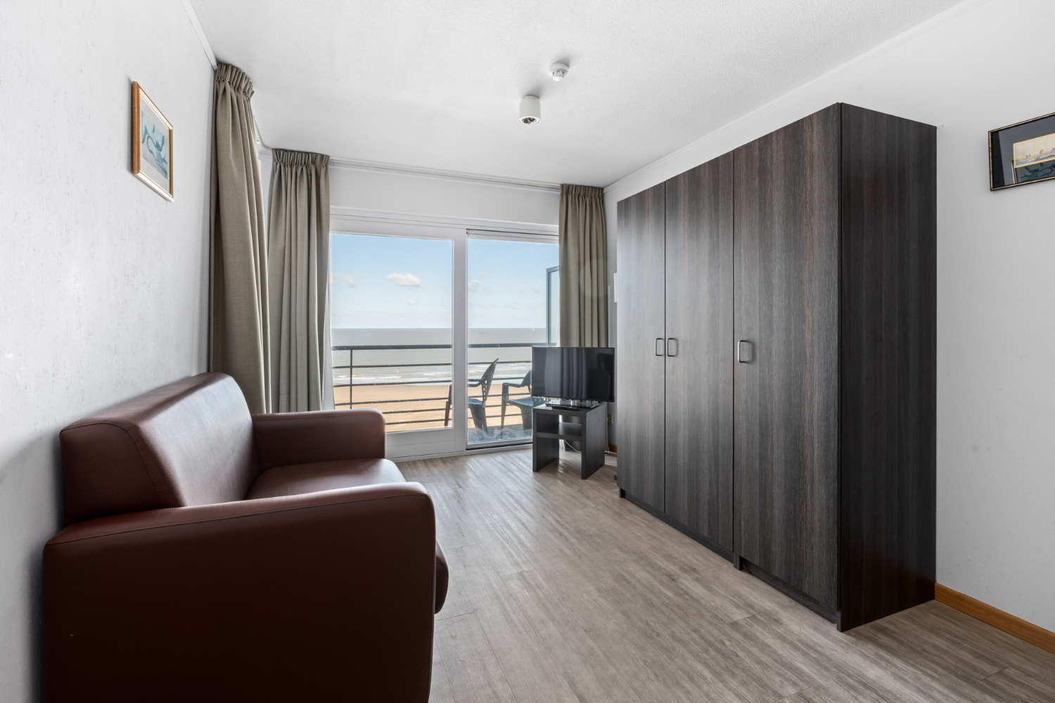 Twee slaapkamer appartement met frontaal zeezicht - foto 2