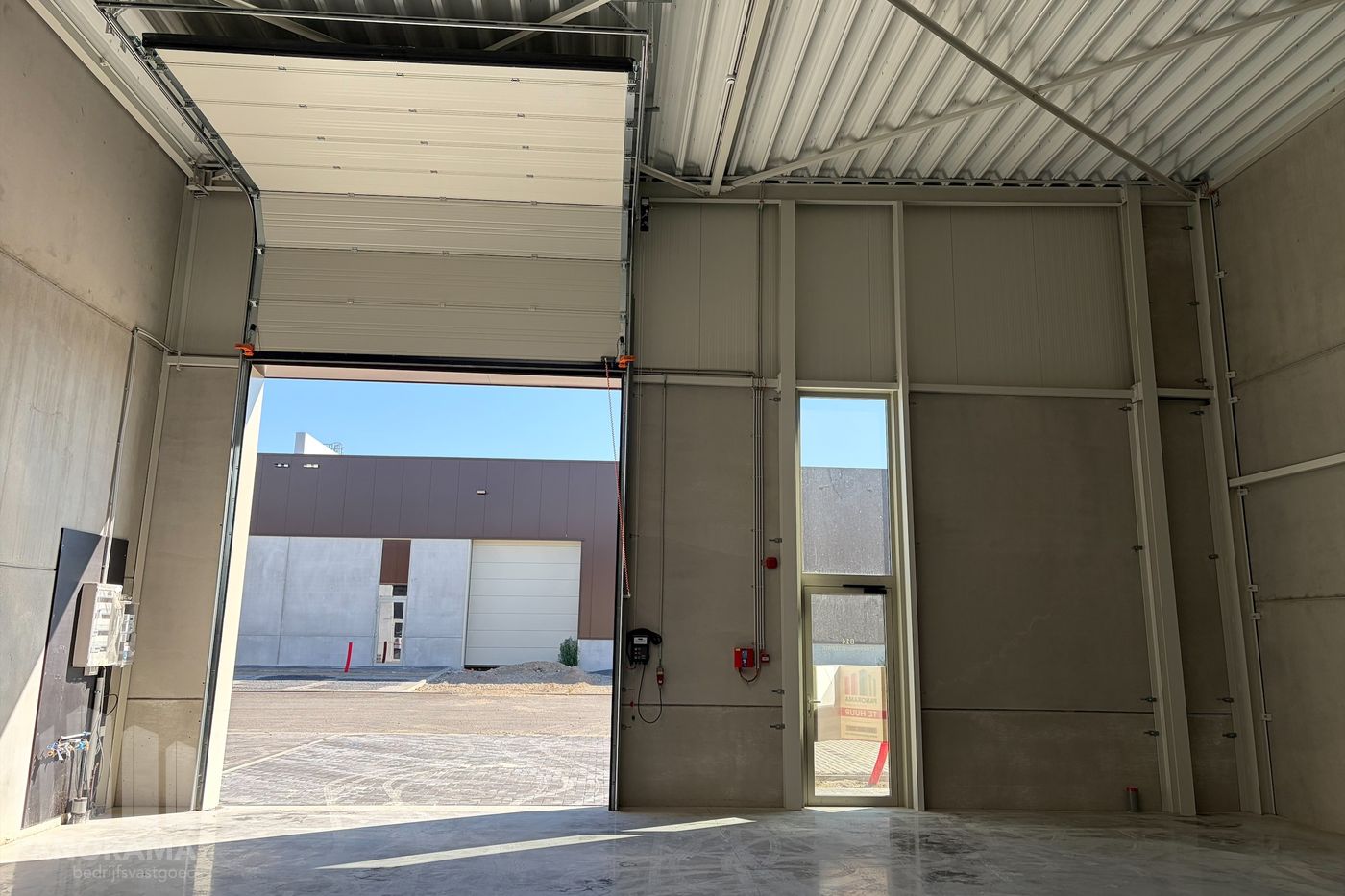 INSTAPKLAAR NIEUWBOUW KMO-UNIT VAN 240 M² NABIJ E314/E313 - foto 5