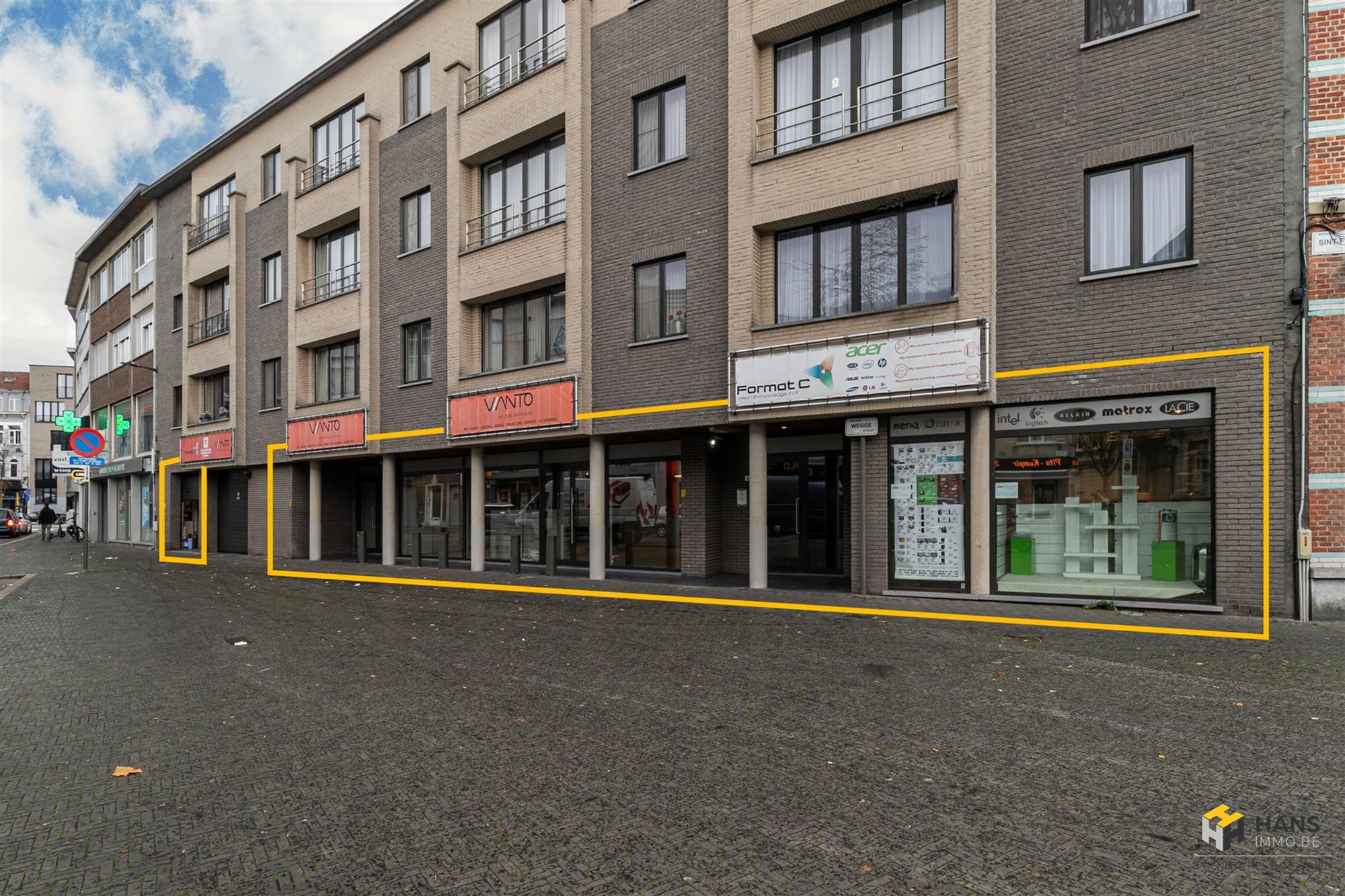 Handelsgelijkvloers (502 m²) met een waaier aan mogelijkheden in Merksem. - foto 1