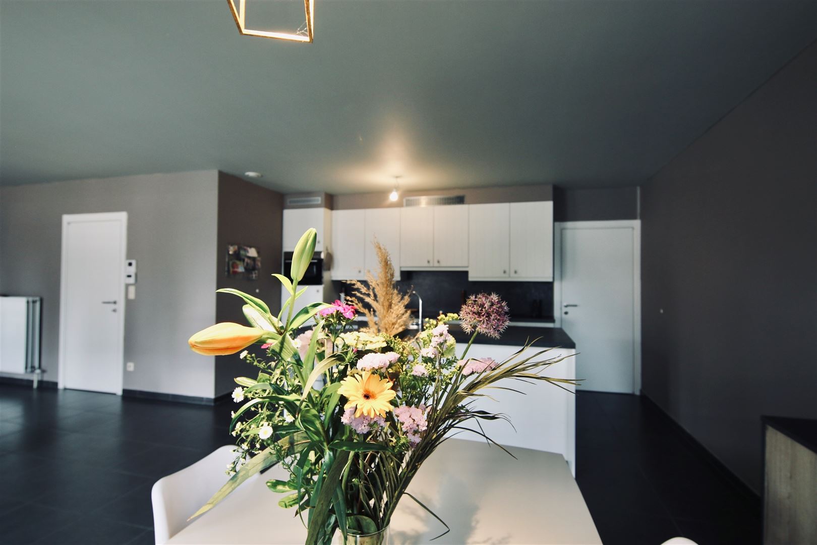 Ruim appartement met carport - foto 3