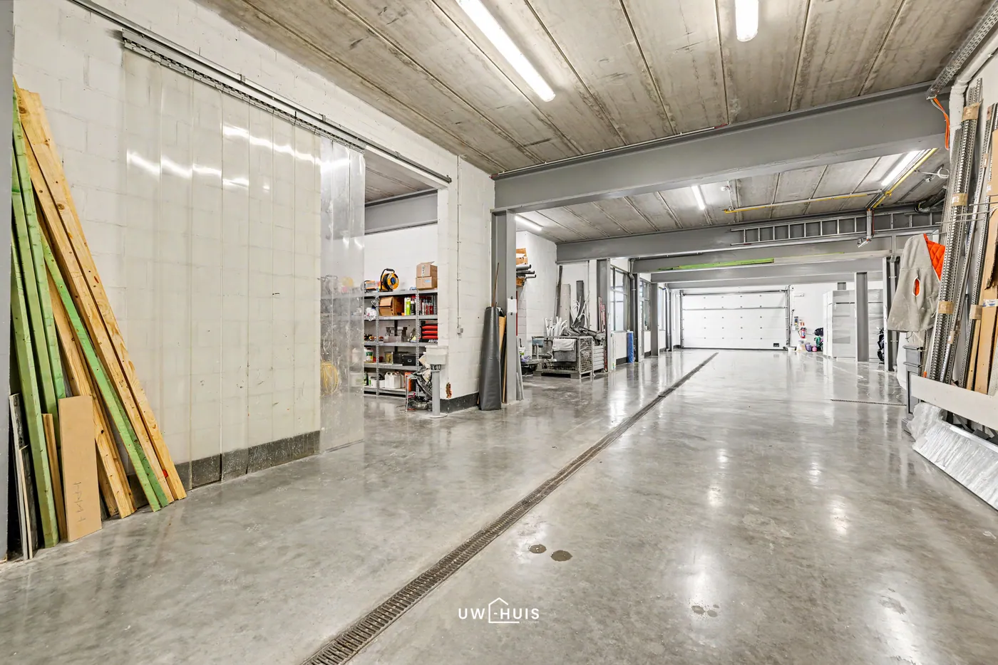 Exclusieve KMO-unit met penthouse, magazijn en beauty lounge op toplocatie in Pareinpark Beveren - foto 4