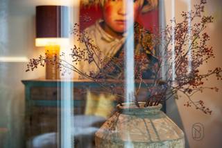 Loft EXCLUSIVE et UNIQUEMENT FINIE avec 2 chambres et salle de bain privative, espace bureau supplémentaire et charmante TERRASSE couverte. Vous...