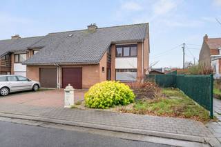 ------------------------------------------------------------------------------------------------------------------------------------------------------...