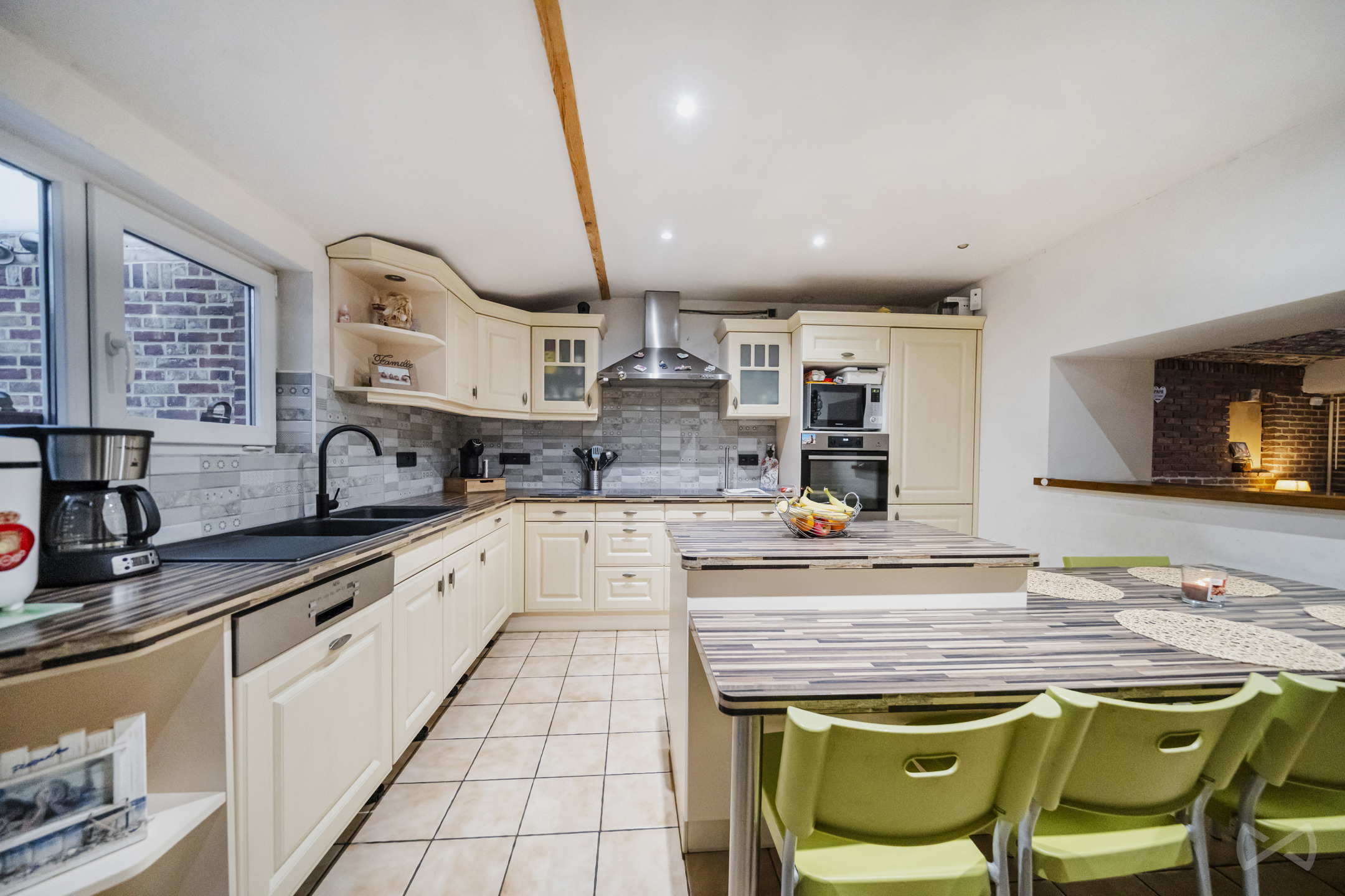 House for sale in Beaumont with 3 bedrooms - photo 2