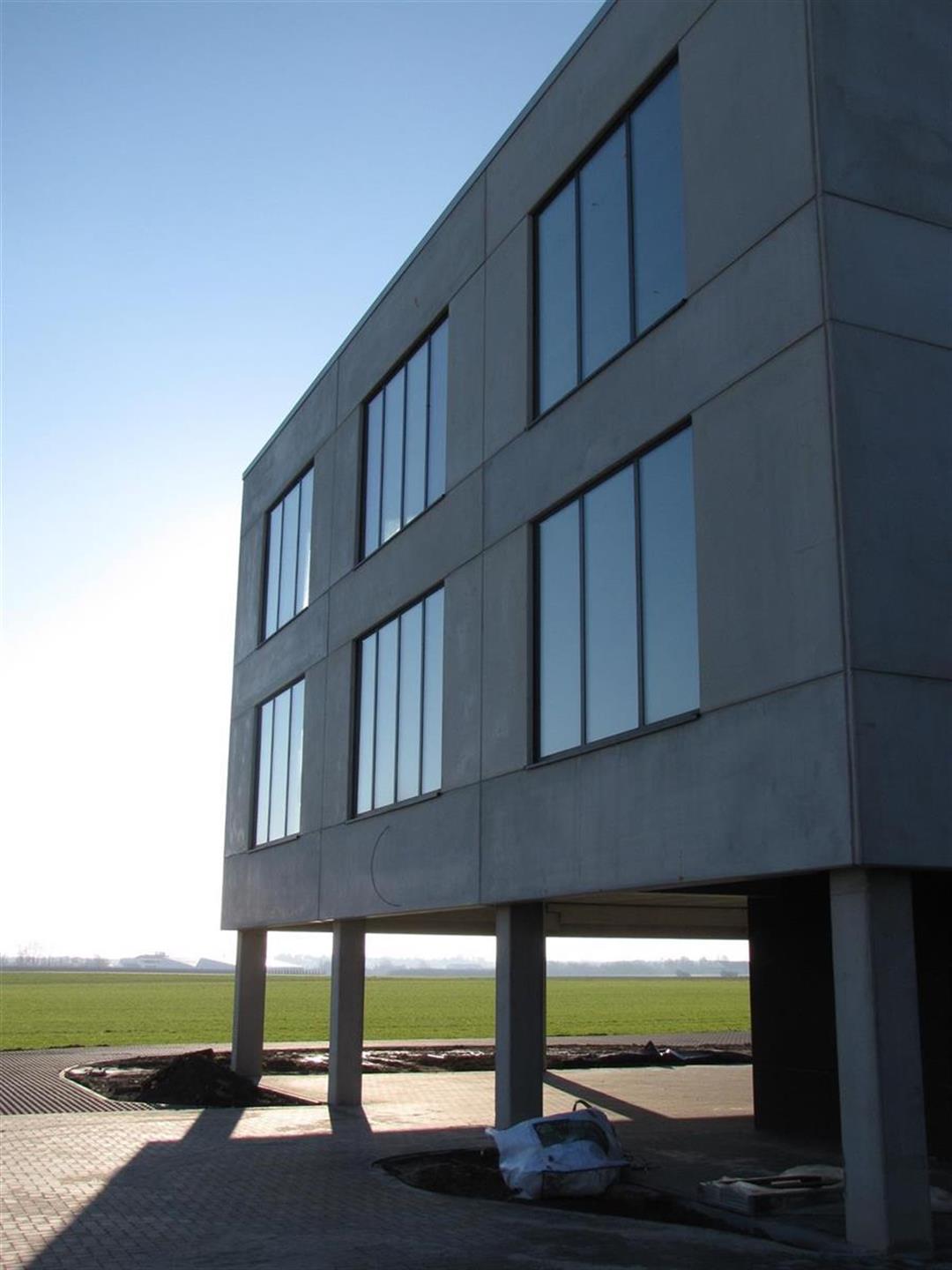 Nieuwbouw kantoorruimte in Sint-Truiden - foto 4