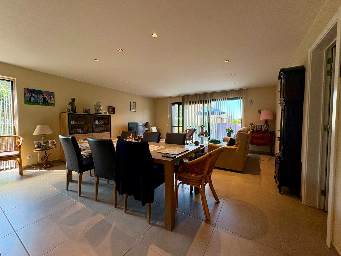 Schitterend nieuwbouwappartement in hartje Lievegem - foto 4