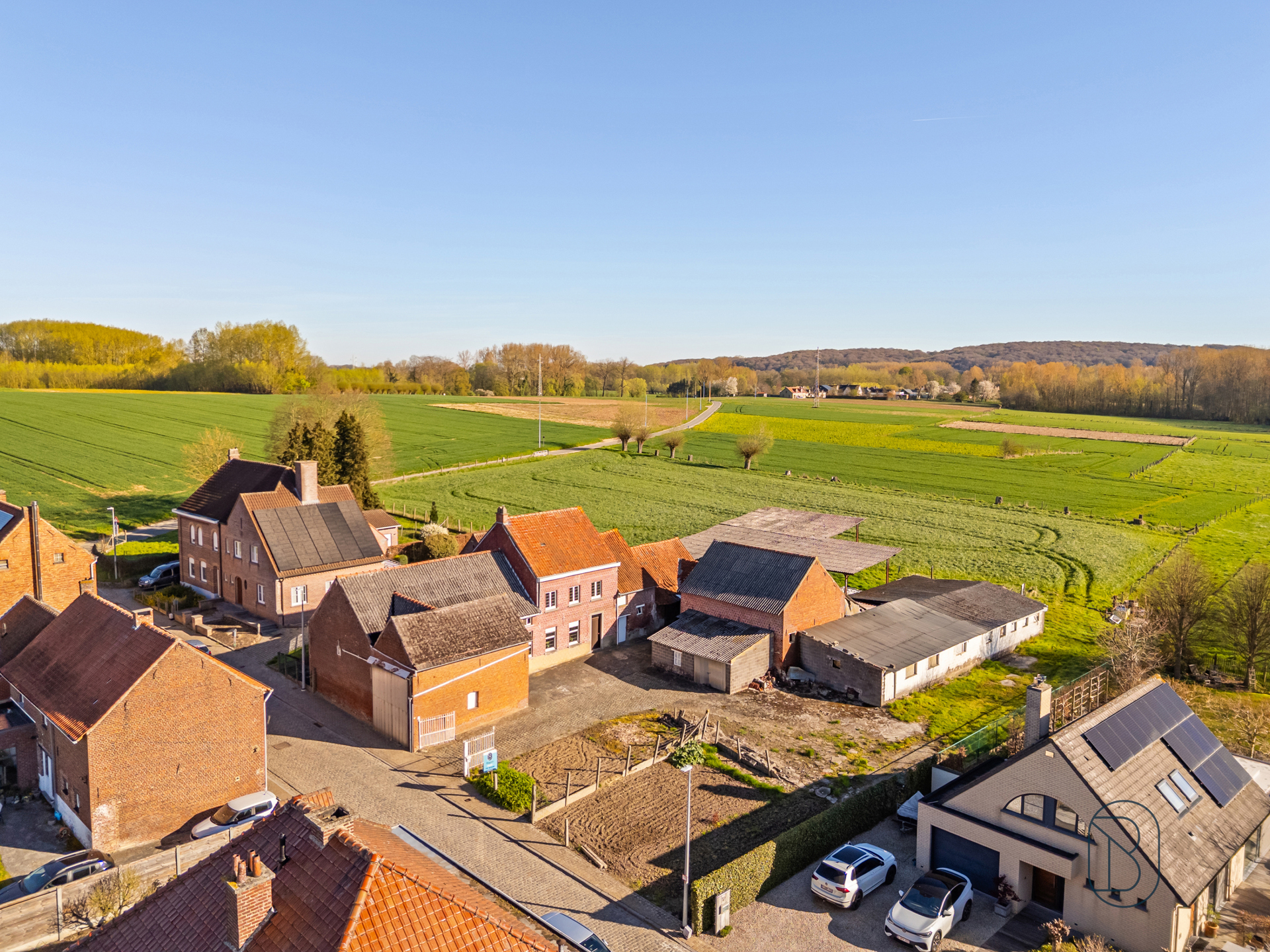 Prachtig gelegen hoeve in woongebied, op 3205m2! - foto 5