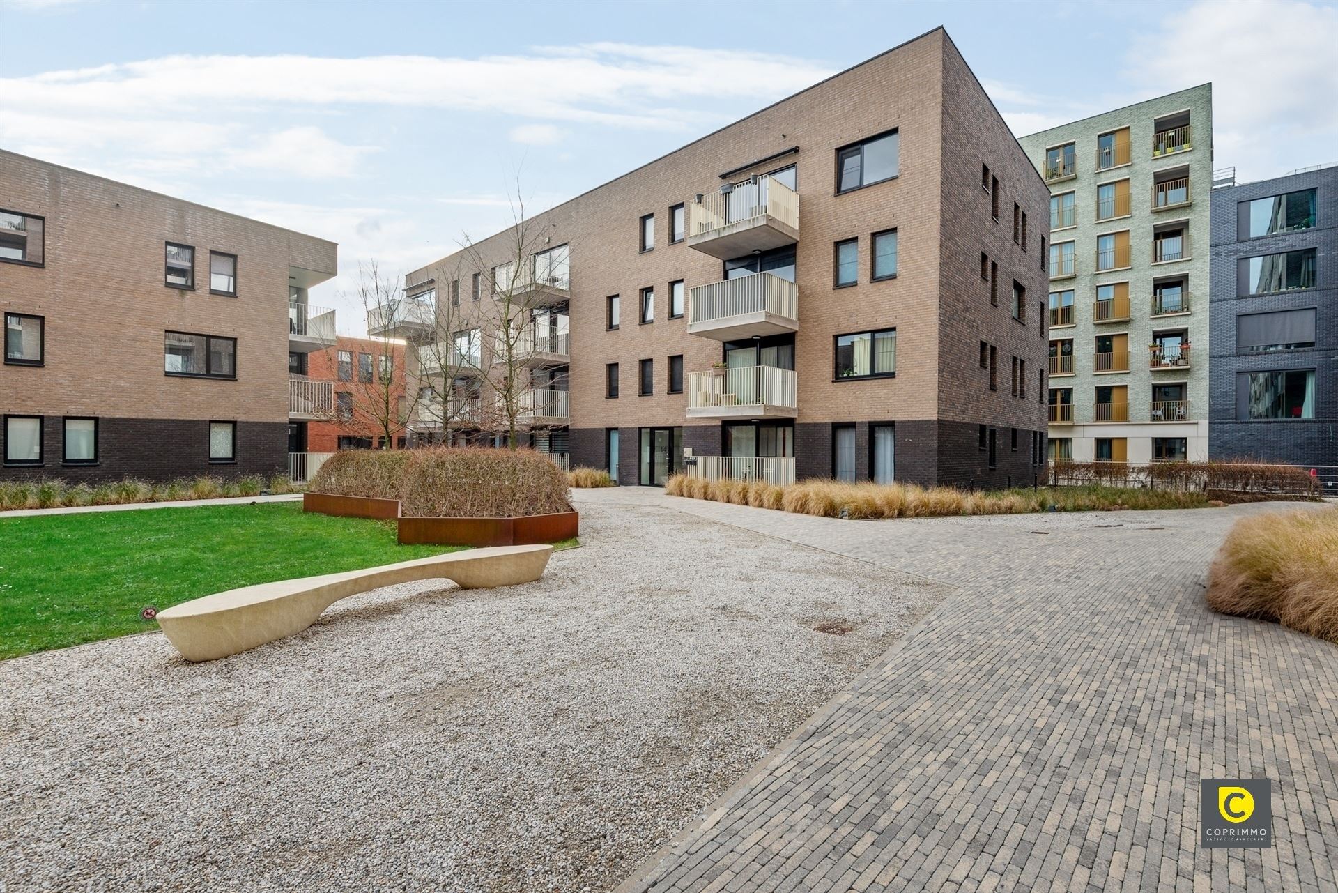 Gelijkvloers app.: 1 slk en T - foto 1