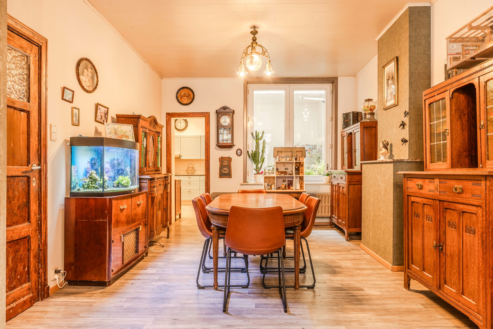 Op te frissen Belétage woning in rustige wijk - foto 2