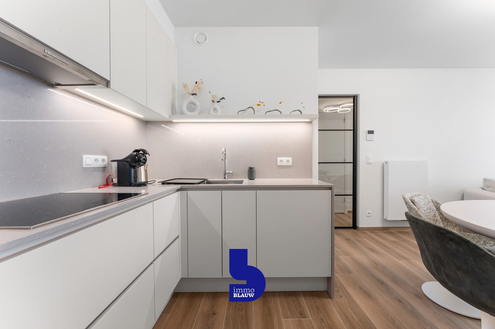 Appartement met zeezicht (1 slaapkamer + slaaphoek) - foto 5