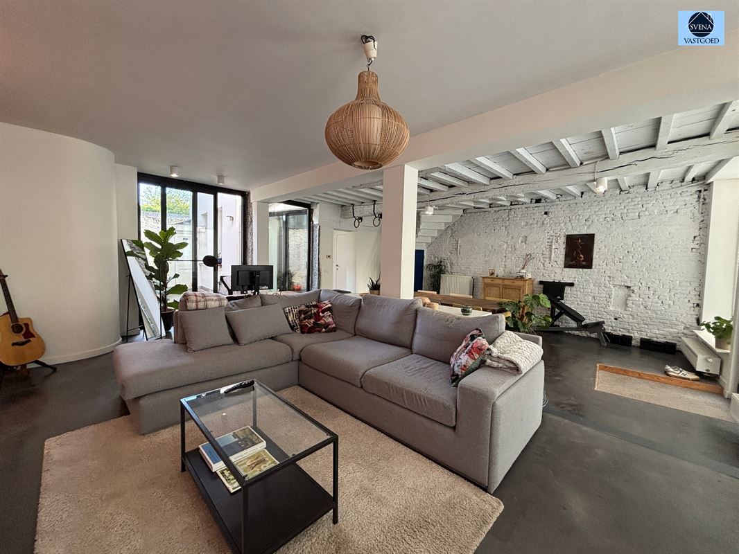 KARAKTERVOLLE GERENOVEERDE WONING MET 4 SLAAPKAMERS - foto 4
