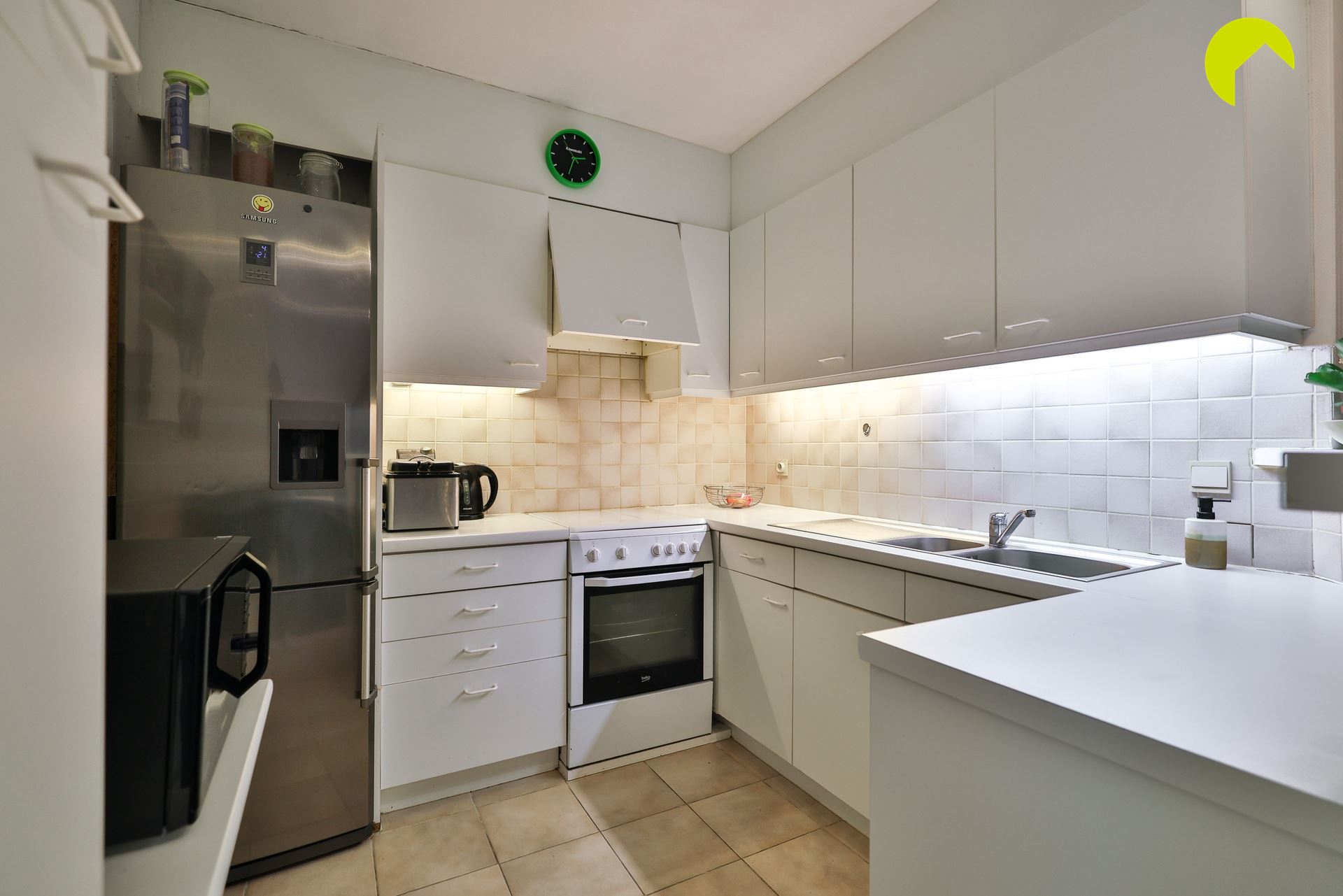 Goed gelegen appartement met ZW-terrasje en garage! - foto 4