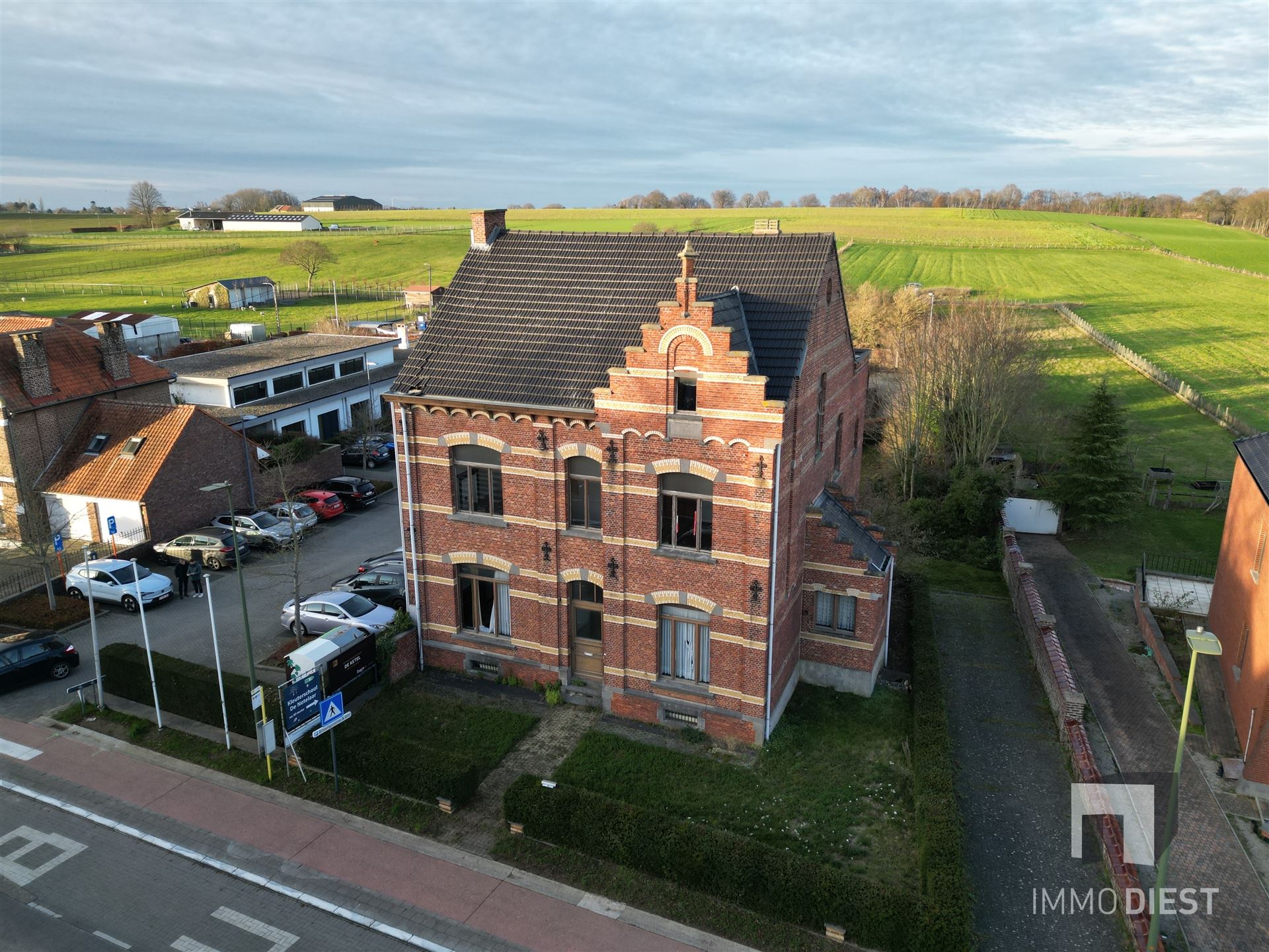 Voormalige pastorie woning in Kaggevinne (Diest) - foto 1