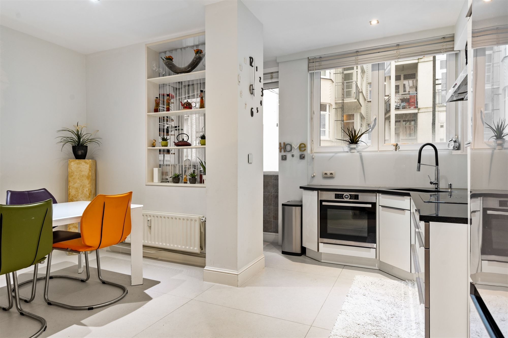Stijlvol appartement met 2 slaapkamers op centrale ligging - foto 5