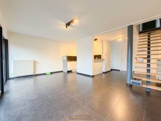 Te huur, centraal gelegen gelijkvloers 2-slaapkamer appartement gelegen te MerelbekeOp een CENTRALE LIGGING, nabij het centrum van Merelbeke en...