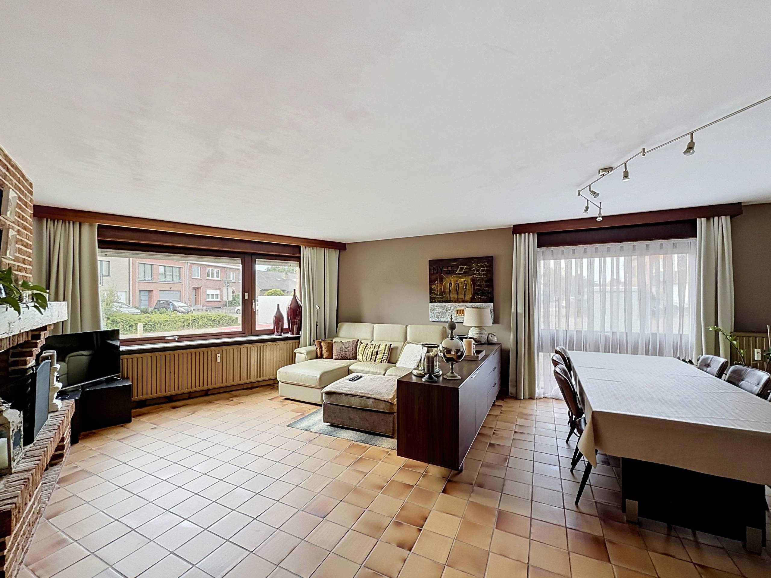 Gelijkvloers appartement met terras en tuin - foto 4