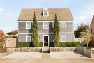 Prachtige exclusieve Mi Casa villa op een goeie strategische ligging in Waregem! Laat u verrassen door deze charmante perfect onderhouden...