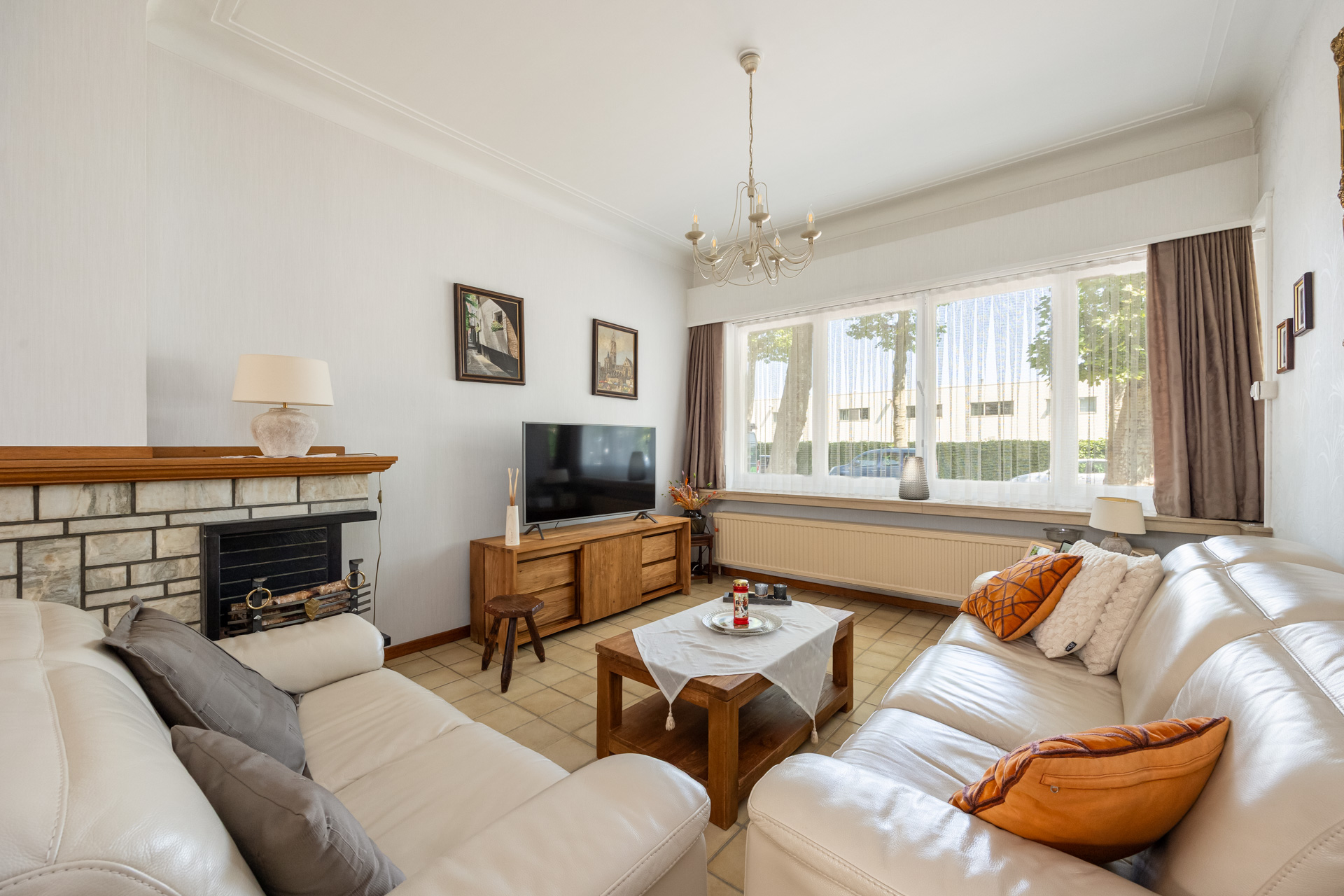 Te renoveren woning met enorm veel potentieel - foto 4