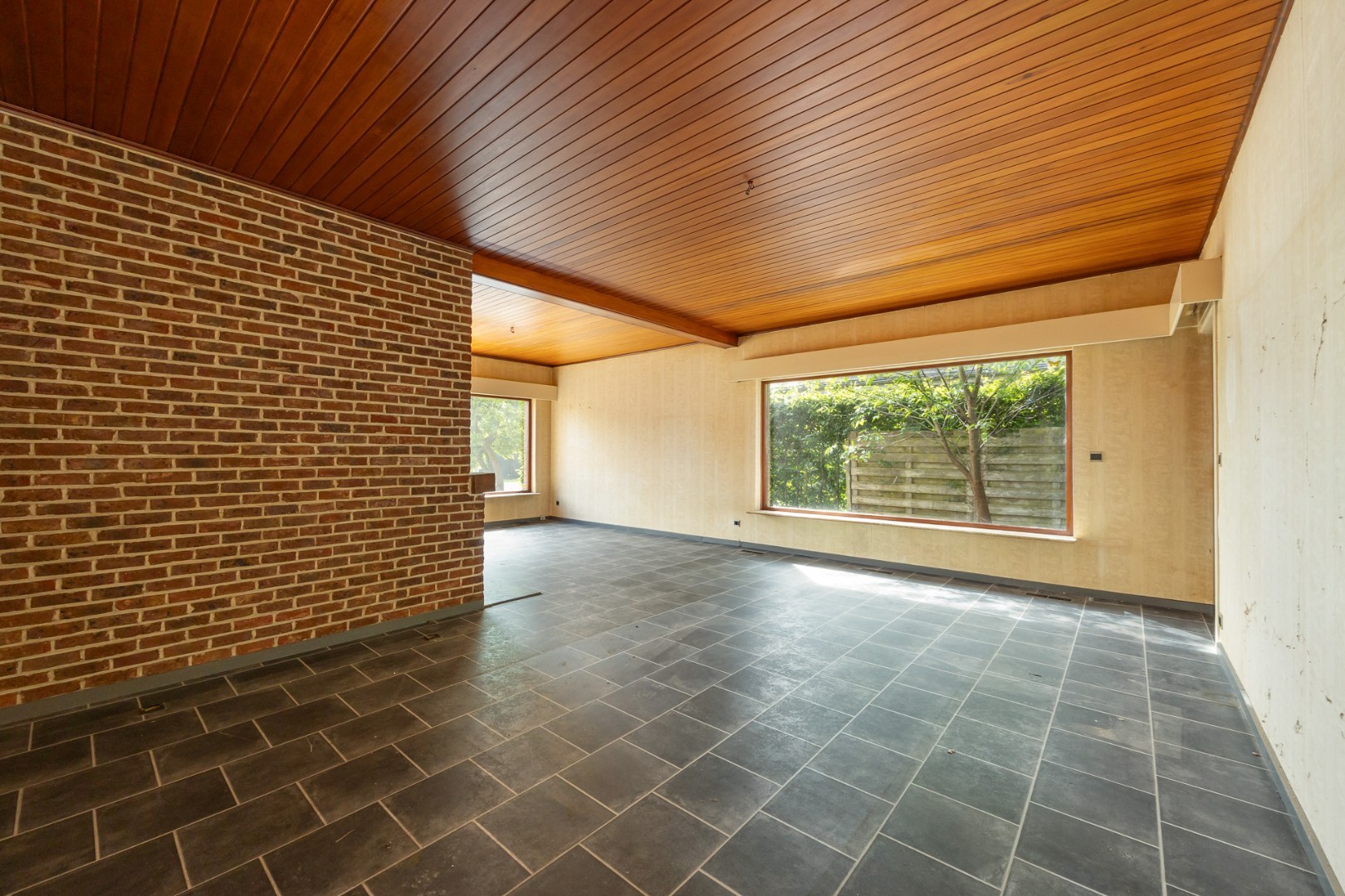 Charmante laagbouw woning met ruime tuin te Oelegem! - foto 5