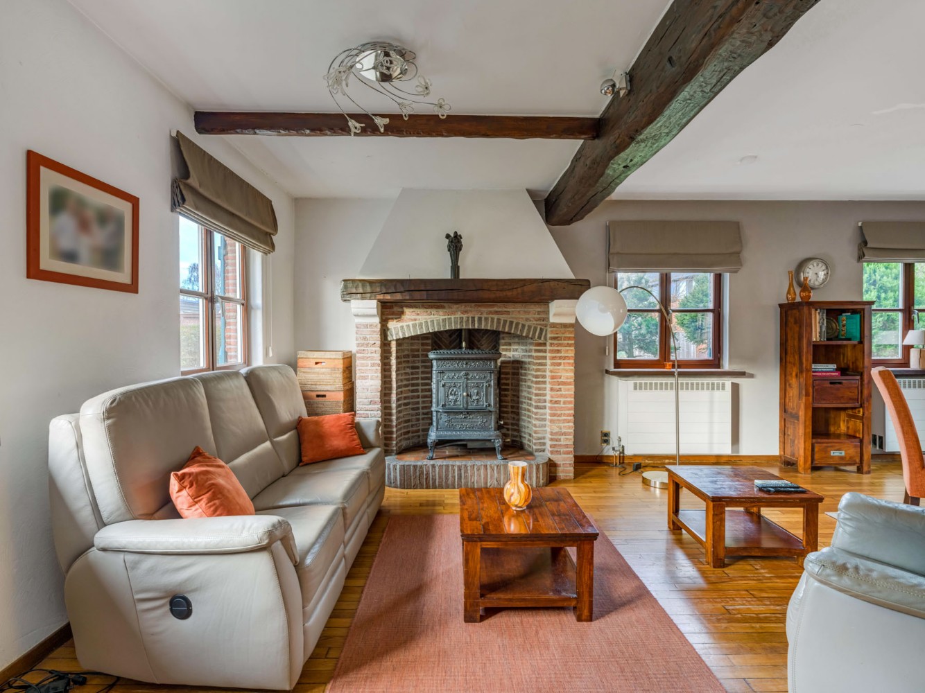 Toffe open bebouwing met 3 à 4 slpk., dubbele garage en tuin - foto 4