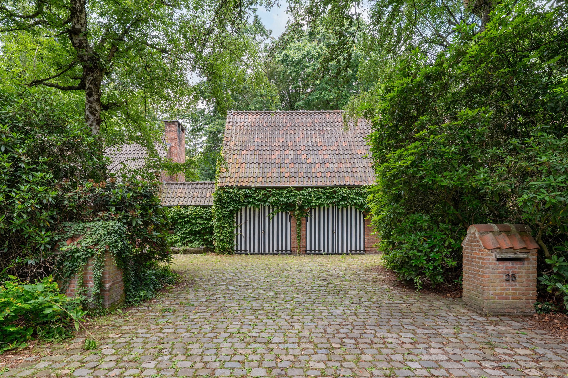 AARTSELAAR - Villa op residentiële toplocatie - foto 3