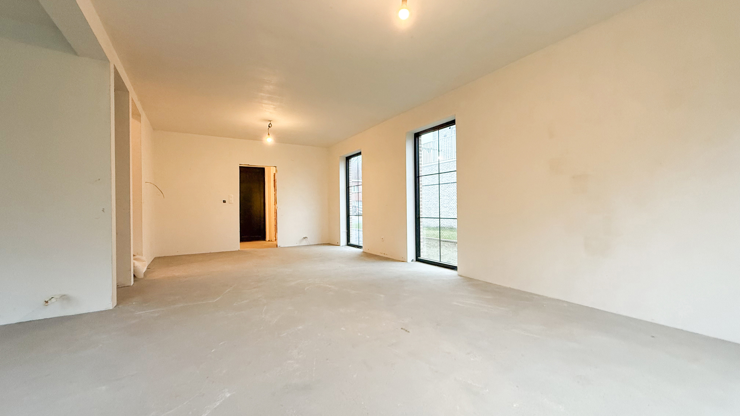 Volledig afgewerkte landelijke woning aan 2% Registratie! - foto 4