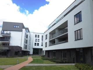 UCCLE, in de residentie PARK LANE, chaussée d'Alsemberg 1106, een overdekte parkeerplaats te huur aan €110/maand. Onmiddellijk beschikbaar. INFO...