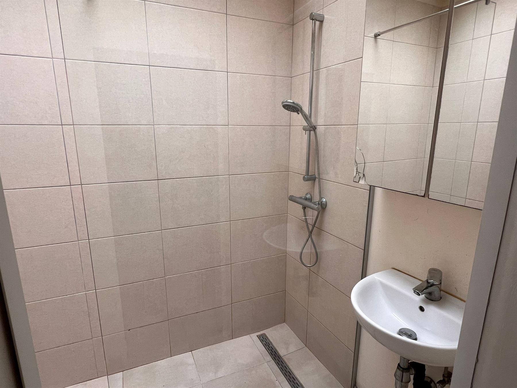 Maison spatieuse avec 5 chambres - photo 5