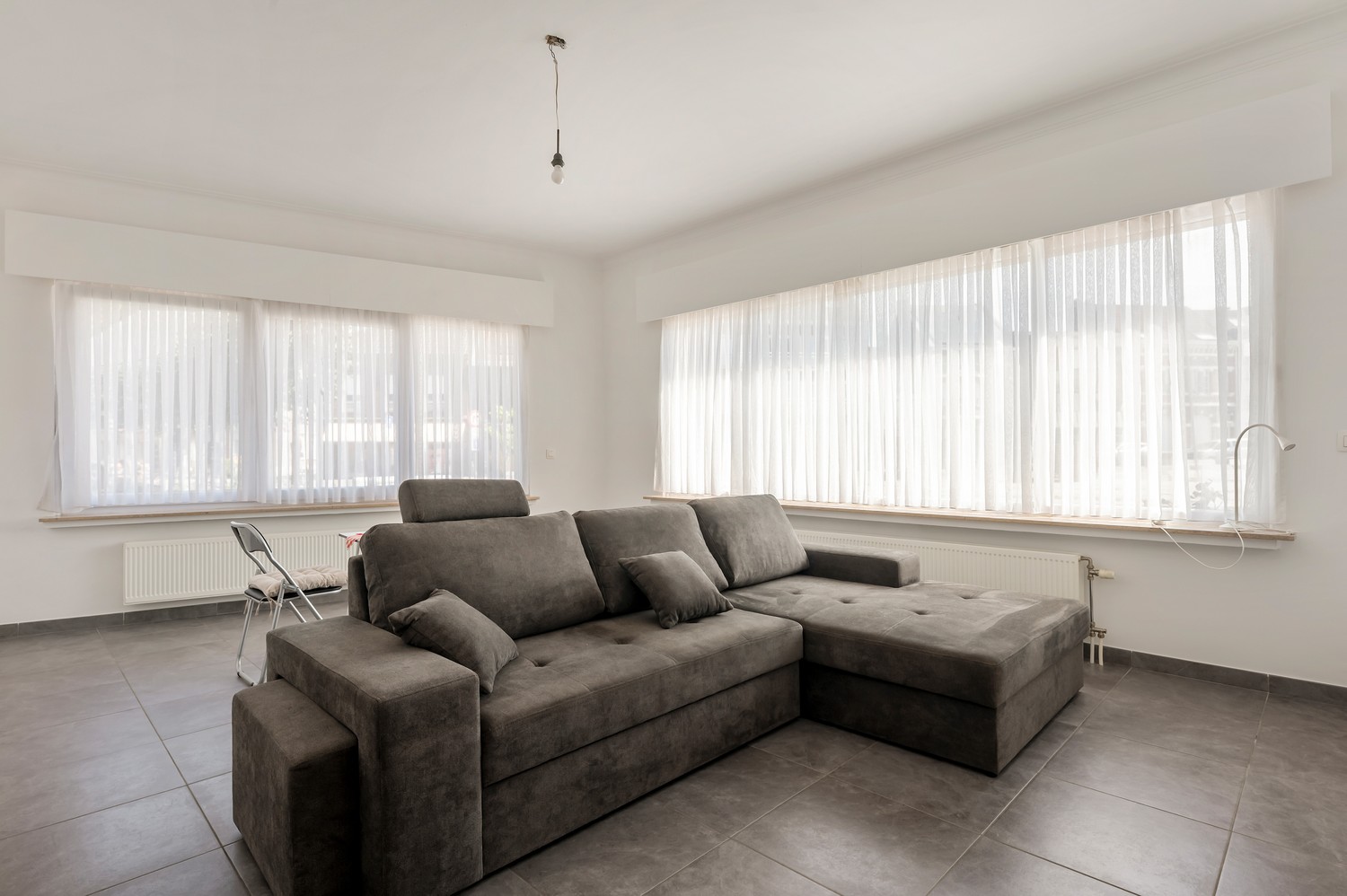 Gerenoveerd gelijkvloers appartement met twee slaapkamers. - foto 5