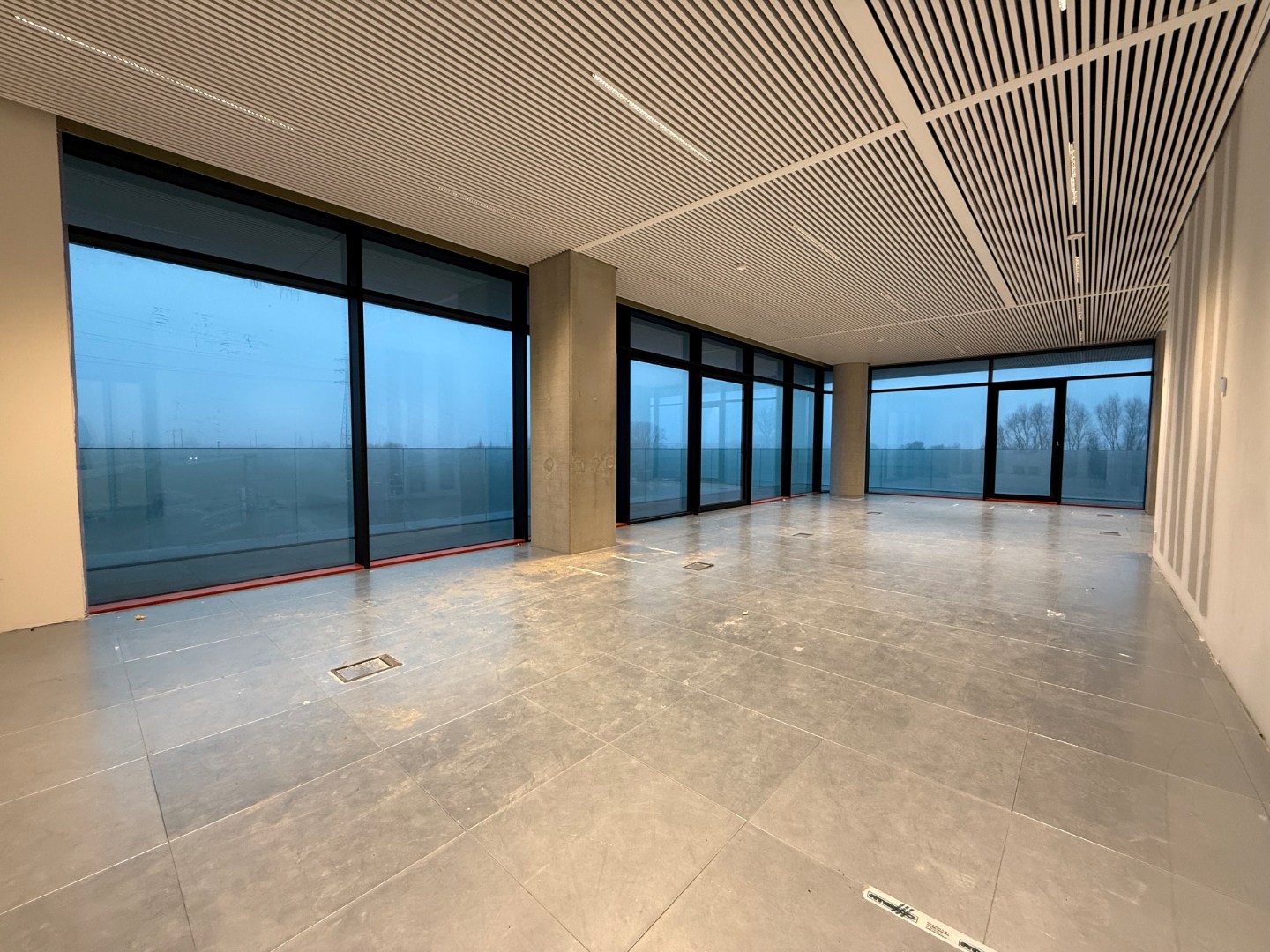Kantoorruimtes in Westwing Tower Roeselare! - foto 2