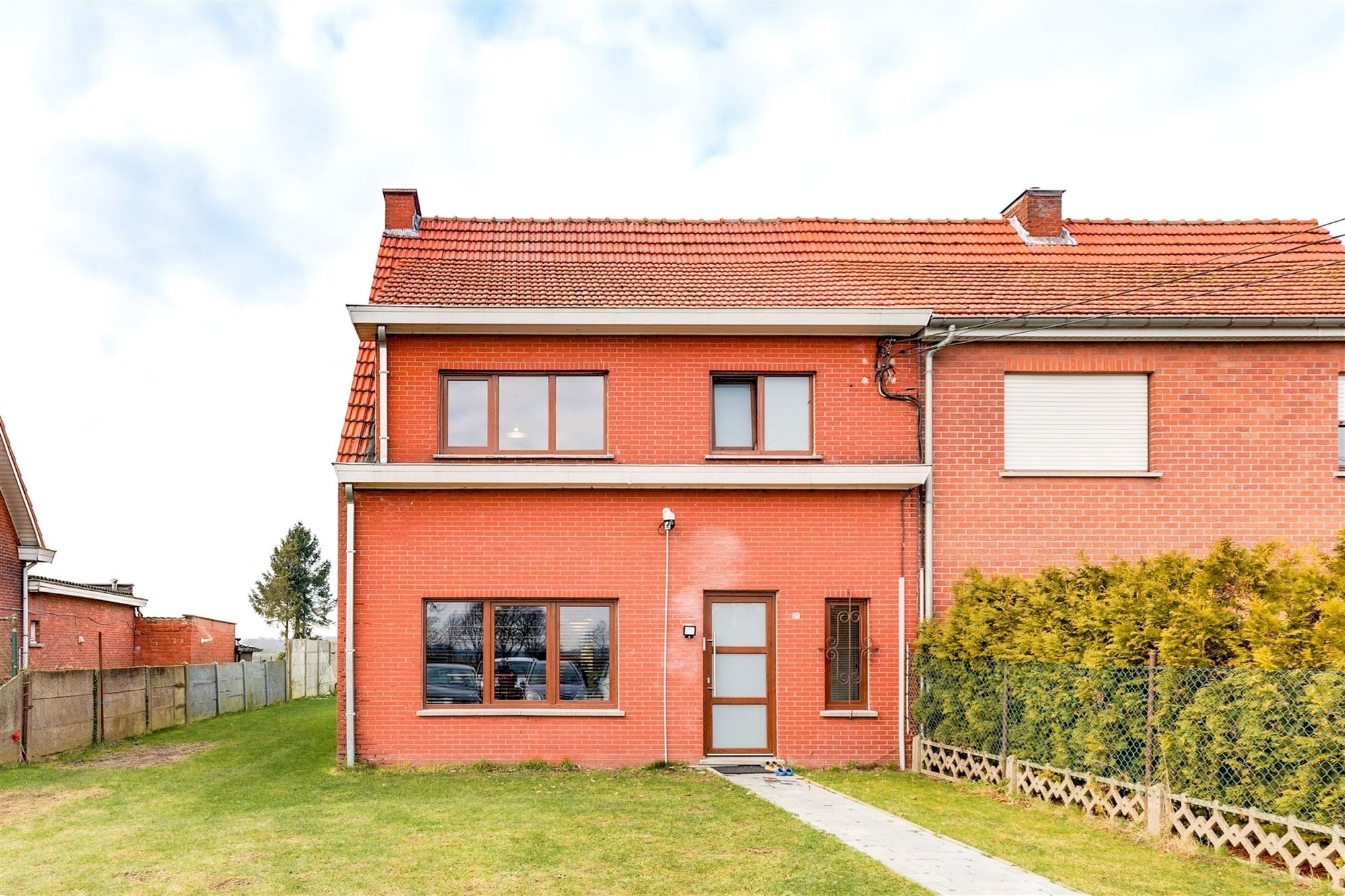 Stijlvolle gerenoveerde halfopen bebouwing met tuin en 3 slaapkamers in Oostmalle - foto 4
