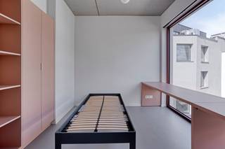 GEMEUBILEERDE STUDENTENKAMER TE ANTWERPEN Residentie John Martin is gelegen in de Tulpstraat/Klamperstraat te 2060 Antwerpen. De naam van de...