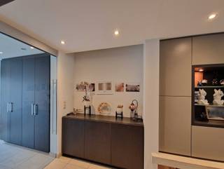 Instapklare woning met veel ingebouwde kasten op toplocatie in Elzestraat (Sint-Katelijne-Waver)Deze charmante en instapklare woning bevindt zich op...