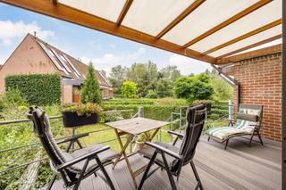 In het begeerde Heverlee bevindt zich deze energiezuinige en goed onderhouden  woning met Z gerichte tuin en garage, gelegen tegenover het...