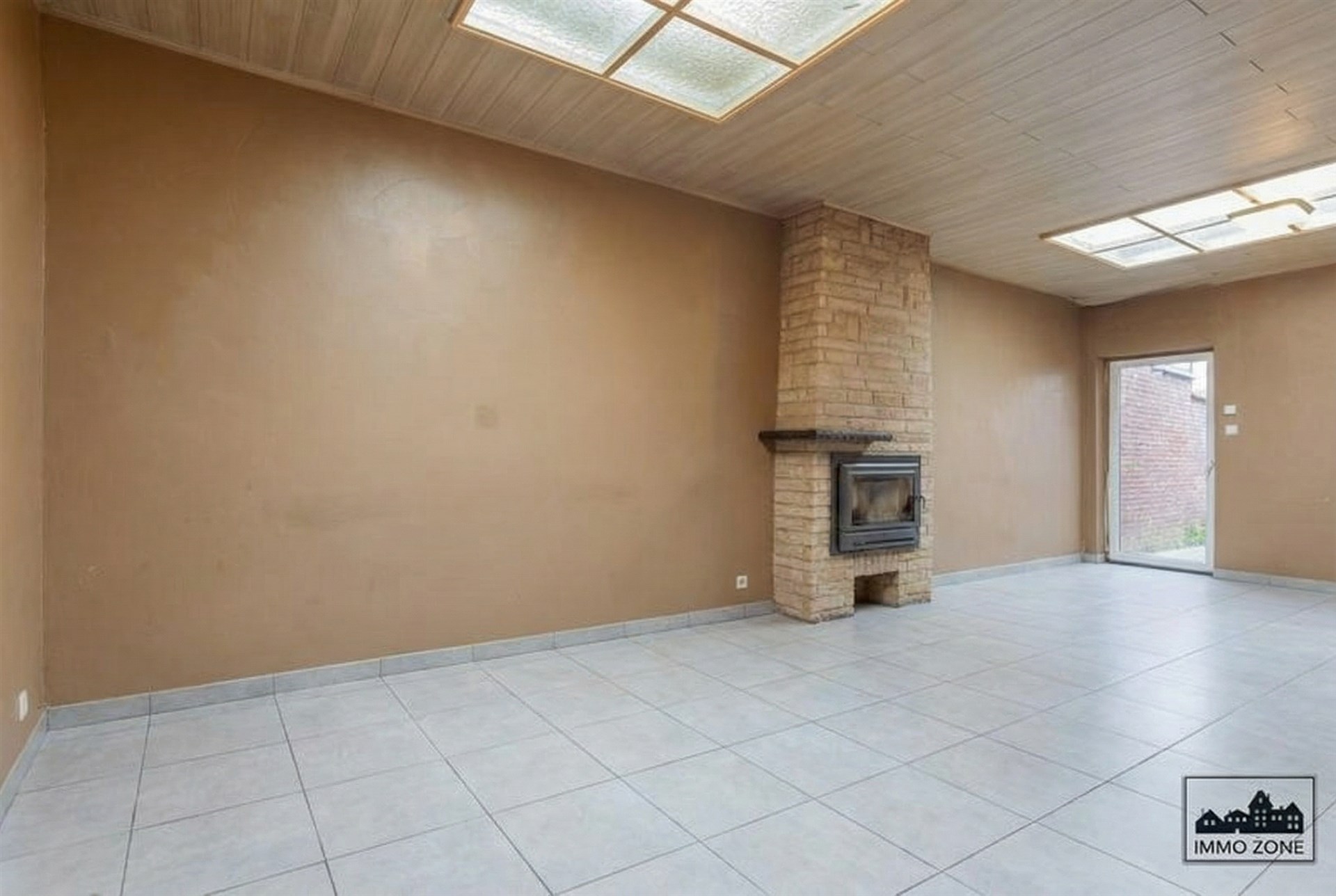 Maison à vendre à Saint-Nicolas avec 3 chambres - photo 2