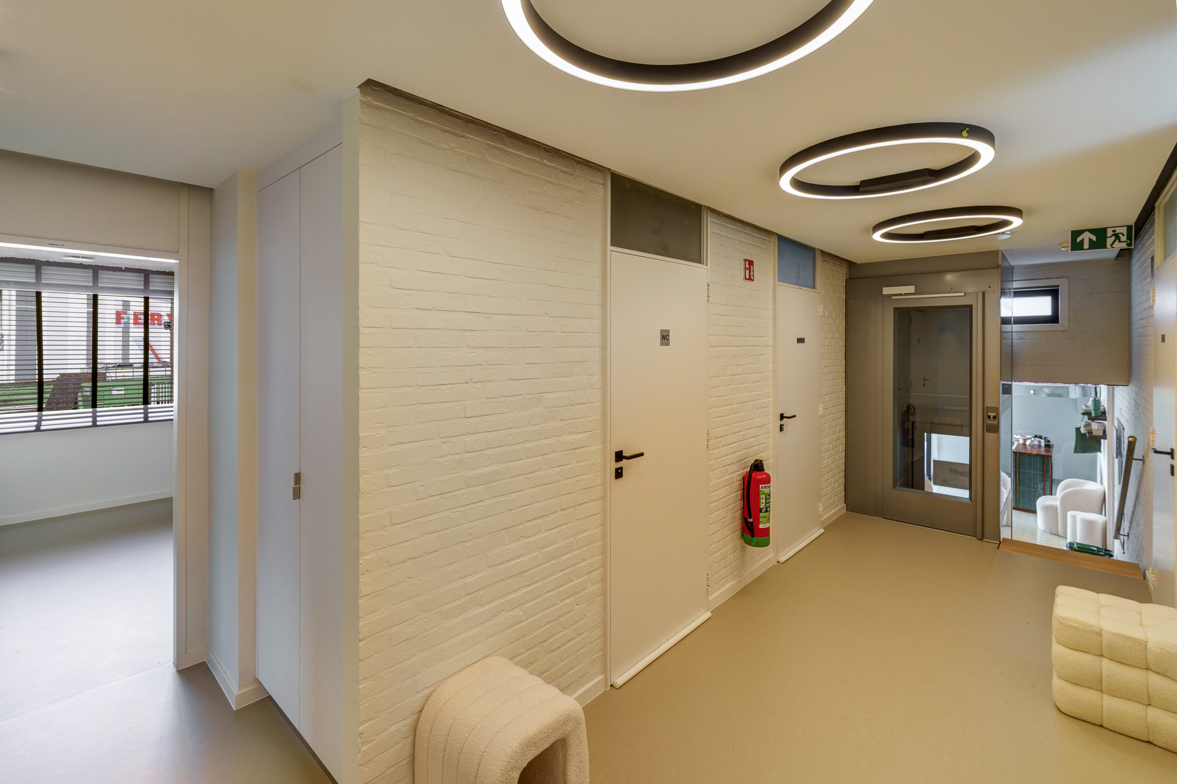 Centraal gelegen instapklare praktijkruimte of bureau - foto 4