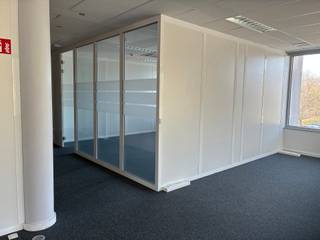 Offices strategically located between the centre of Louvain-la-Neuve and the Einstein Science Park.Immediate proximity to the N25 and E411.Easily...