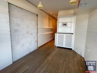 Exclusieve kans voor ondernemers op een absolute A-locatie!Op de prestigieuze Zeedijk in Het Zoute, op slechts enkele stappen van het iconische...