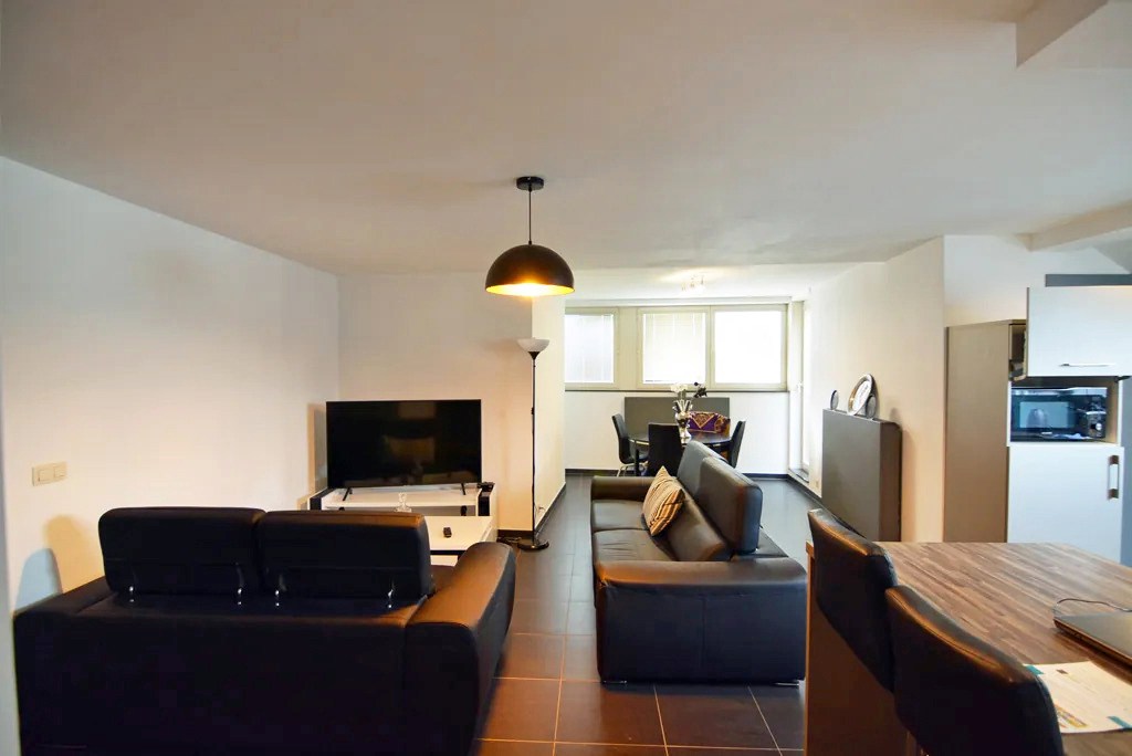 Apartment for rent in Opoeteren with 2 bedrooms - photo 4