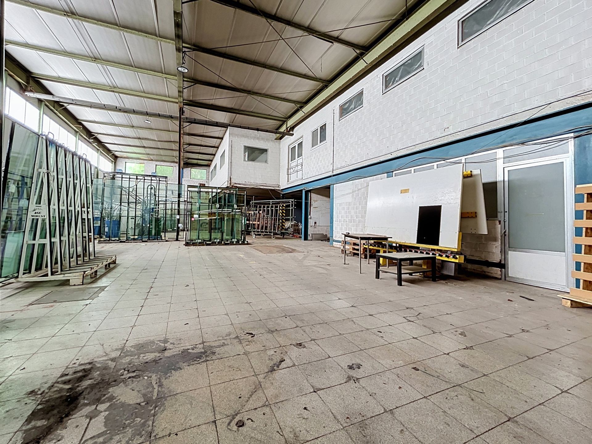 Commercieel te huur in Hannuit